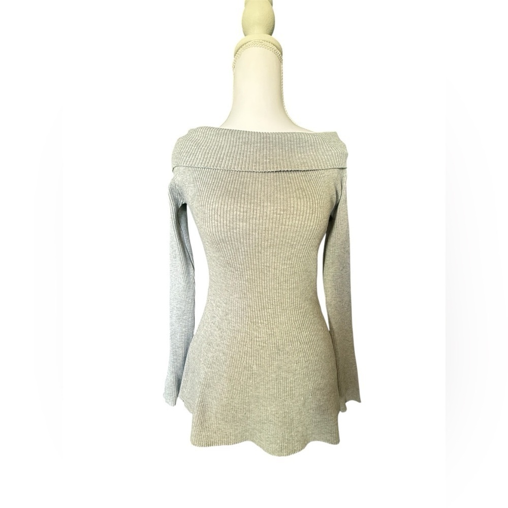 💫 HYFVE Off-Shoulder Ribbed Knit Sweater – NWT | Size Small